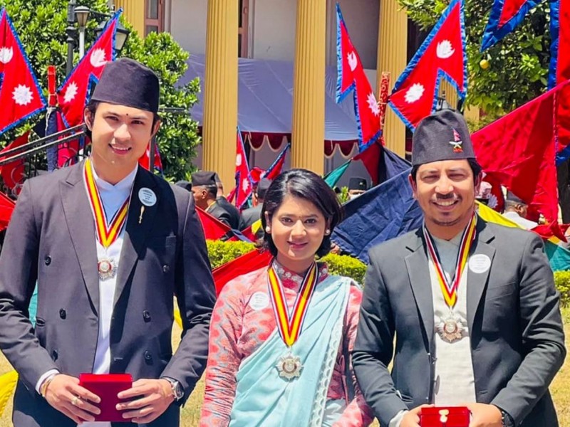 कलाकार अनमोल, केकी र प्रकाश सपूत विभूषित